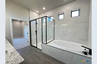 302 Lee Mays Boulevard, Troy, TX 76579 - Photo 20