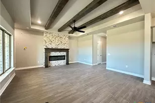 302 Lee Mays Blvd, Troy, TX 76579 - Photo 8