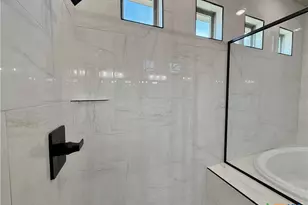 302 Lee Mays Blvd, Troy, TX 76579 - Photo 18