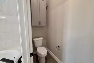 302 Lee Mays Blvd, Troy, TX 76579 - Photo 20