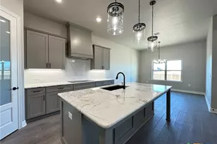 302 Lee Mays Blvd, Troy, TX 76579 - Photo 12