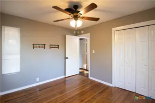 2503 E Mistletoe Ave, Victoria, TX 77901 - Photo 12