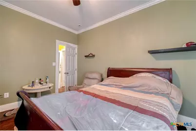 809 S Pecan Avenue, Luling, TX 78648 - Photo 14