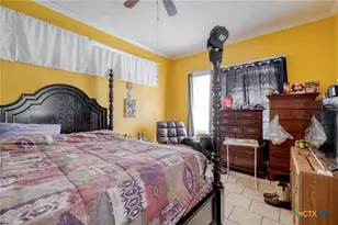 809 S Pecan Ave, Luling, TX 78648 - Photo 16
