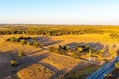 1155 Fm 2438, Seguin, TX 78155 - Photo 14