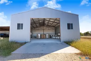 1155 Fm 2438, Seguin, TX 78155 - Photo 24