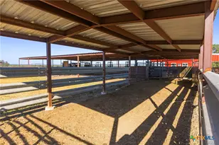 1155 Fm 2438, Seguin, TX 78155 - Photo 34