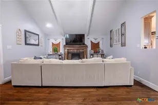 25195 US Hwy 77, Yoakum, TX 77995 - Photo 4