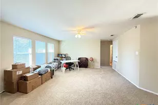 402 W Iowa Dr, Harker Heights, TX 76548 - Photo 16