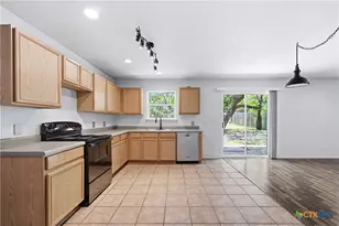 8515 Shaenfield Pl, San Antonio, TX 78254 - Photo 10