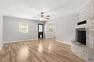 904 Randa St, Copperas Cove, TX 76522 - Photo 4