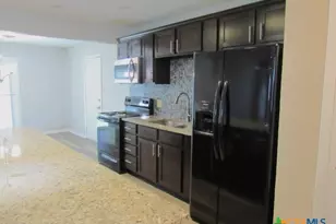 802 S 15th St, Copperas Cove, TX 76522 - Photo 6