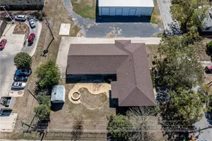 1724 Hickston St, Gonzales, TX 78629 - Photo 34