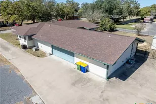 1724 Hickston St, Gonzales, TX 78629 - Photo 30