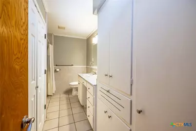 1724 Hickston Street, Gonzales, TX 78629 - Photo 16