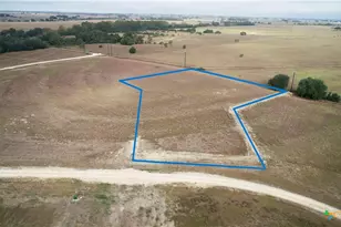 511 Co Rd 362, Shiner, TX 77984 - Photo 1