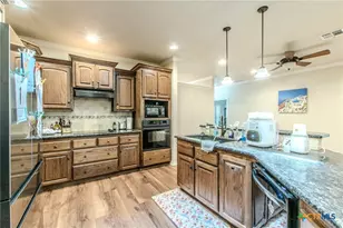 1601 Guess Dr, Salado, TX 76571 - Photo 28
