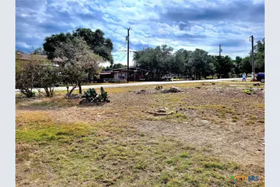 2566 Glenn Drive, Canyon Lake, TX 78133 - Photo 2