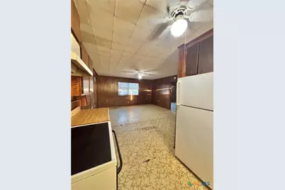 509 N 9th Street, Port O'Connor, TX 77982 - Photo 6