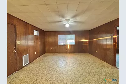509 N 9th Street, Port O'Connor, TX 77982 - Photo 12