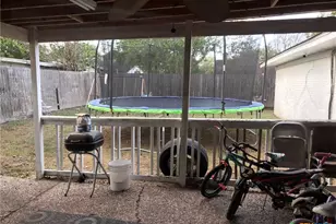 2406 Bon Aire Ave, Victoria, TX 77901 - Photo 8