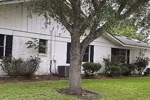 2406 Bon Aire Ave, Victoria, TX 77901 - Photo 4