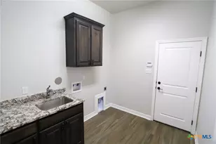 406 Oak Dr, Troy, TX 76579 - Photo 24