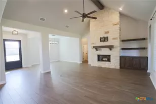 406 Oak Dr, Troy, TX 76579 - Photo 4