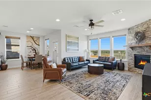 820 Silverberry Dr, New Braunfels, TX 78132 - Photo 6