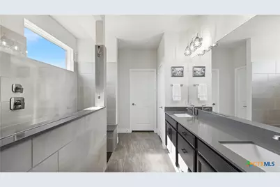 820 Silverberry Drive, New Braunfels, TX 78132 - Photo 16