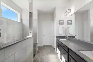 820 Silverberry Dr, New Braunfels, TX 78132 - Photo 16