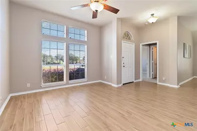 1716 Oak Wind, New Braunfels, TX 78132 - Photo 6