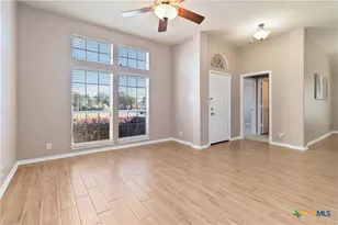 1716 Oak Wind, New Braunfels, TX 78132 - Photo 6