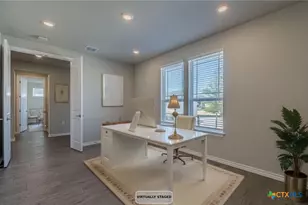 140 Surfside St, San Marcos, TX 78666 - Photo 6