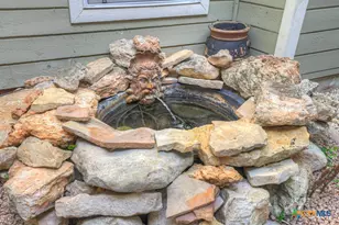 3915 Chimney Springs Dr, San Antonio, TX 78247 - Photo 16