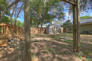 3915 Chimney Springs Dr, San Antonio, TX 78247 - Photo 24