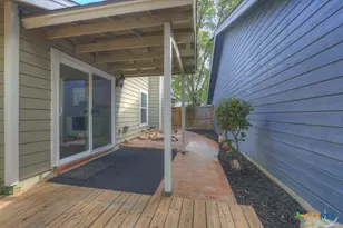 3915 Chimney Springs Dr, San Antonio, TX 78247 - Photo 18