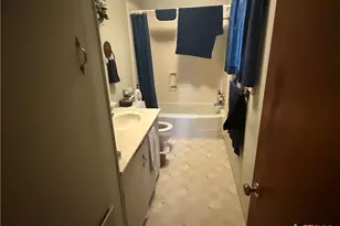 254 Co Rd 444, Hallettsville, TX 77964 - Photo 16