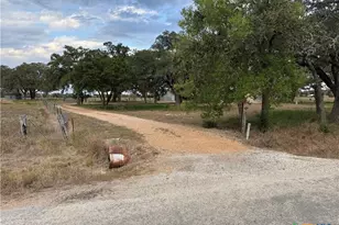 254 Co Rd 444, Hallettsville, TX 77964 - Photo 1