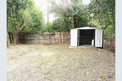 805 S 10th Street, Temple, TX 76504 - Photo 8