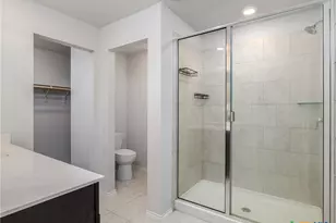 146 Hammond Ct, Jarrell, TX 76537 - Photo 12