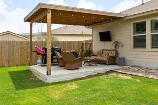 146 Hammond Ct, Jarrell, TX 76537 - Photo 20