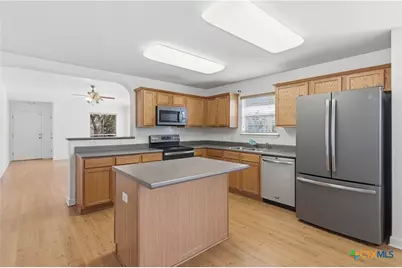 2464 Medina Drive, New Braunfels, TX 78130 - Photo 6