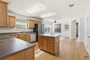 2464 Medina Dr, New Braunfels, TX 78130 - Photo 4