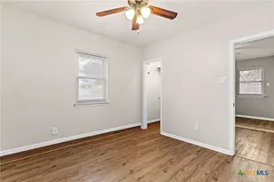 2004 Veterans Ave, Copperas Cove, TX 76522 - Photo 18