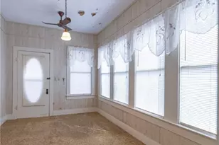 1306 N Ave G, Shiner, TX 77984 - Photo 18