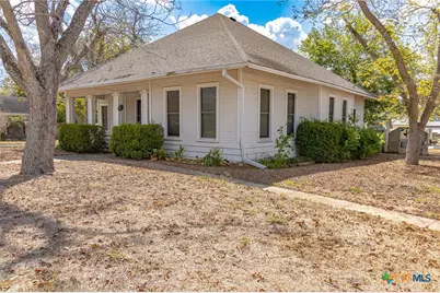 1306 N Avenue G, Shiner, TX 77984 - Photo 20