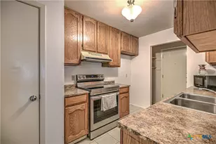 24 Branding Iron Dr, Belton, TX 76513 - Photo 10