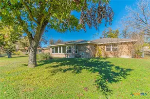 517 Thompson Rd, Troy, TX 76579 - Photo 22