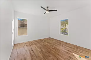 1807 S 11th St, Temple, TX 76504 - Photo 20